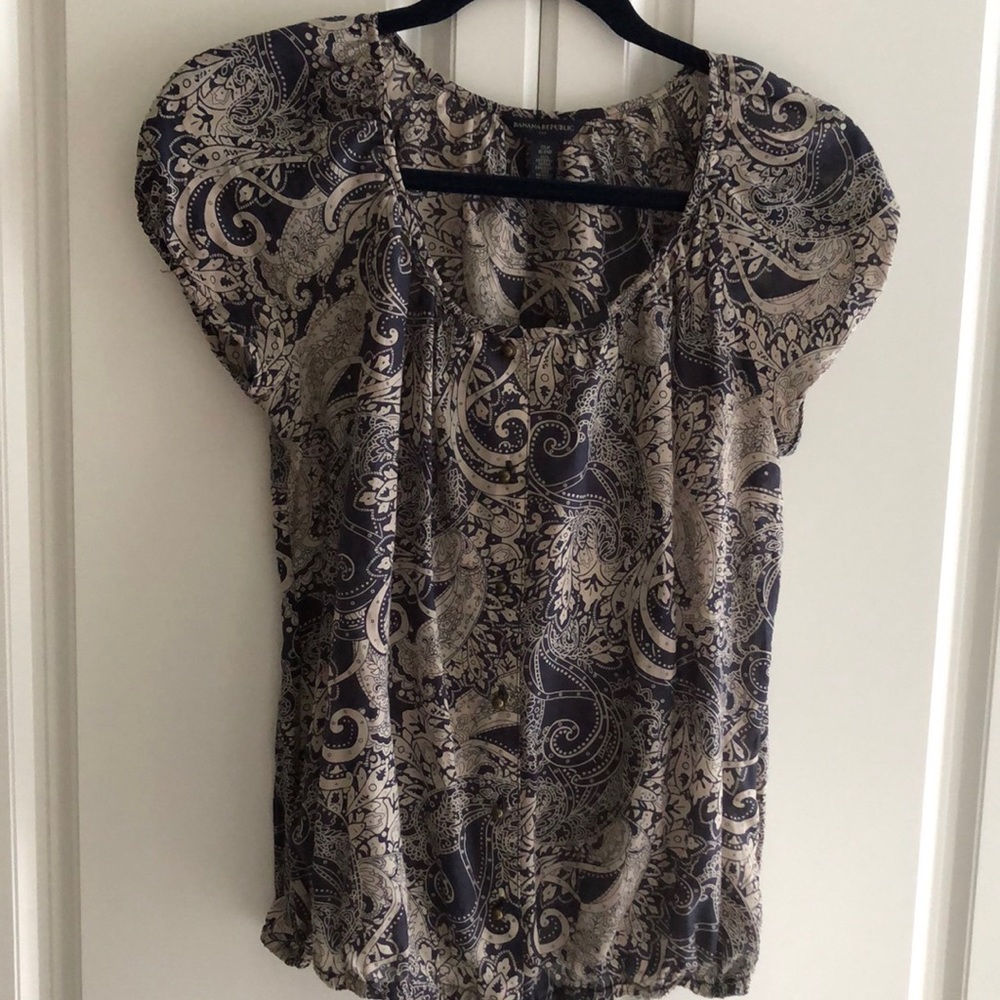 Banana Republic cotton/silk blend paisley peasant style blouse